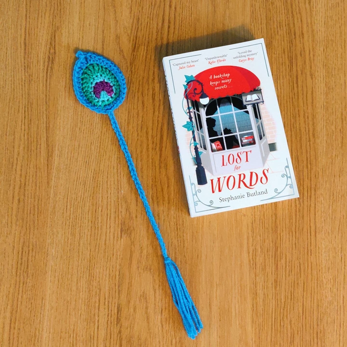 Peacock Feathers Bookmark, Crochet Bookmark, Peacock Feather Gift, Book Accessories Gift, Book Lover Gift, Book Gift, Book Worm Present