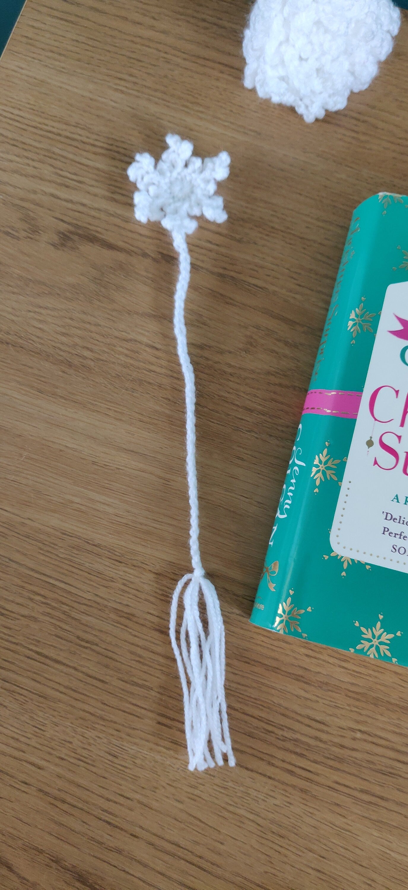 Snowflake Bookmark, Christmas Bookmark, Small Christmas Gift, Christmas Snowflake Decoration, Bookmark Gift for her, Stocking Filler for Her