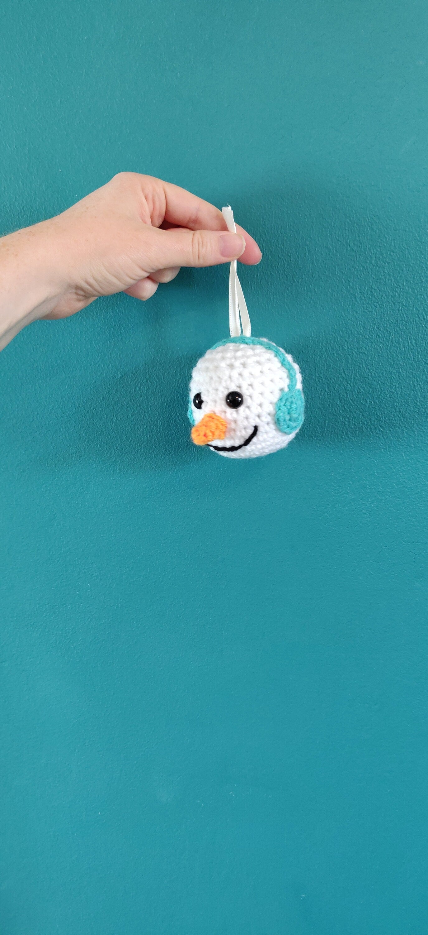 Crochet Snowman Ornament: Christmas Tree Bauble