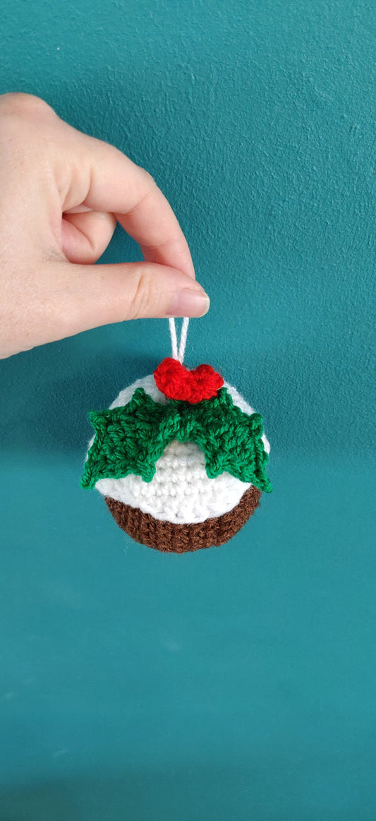 Crochet Christmas Pudding Ornament: Holiday Tree Decoration