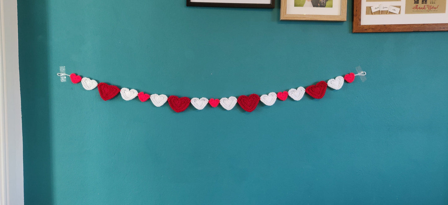 Heart Bunting for Valentine's Day, Fabric Heart Garland, Heart Decoration, Heart Gift, Valentine's Banner Decoration, Valentine's Gift,