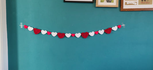 Heart Bunting for Valentine's Day, Fabric Heart Garland, Heart Decoration, Heart Gift, Valentine's Banner Decoration, Valentine's Gift,