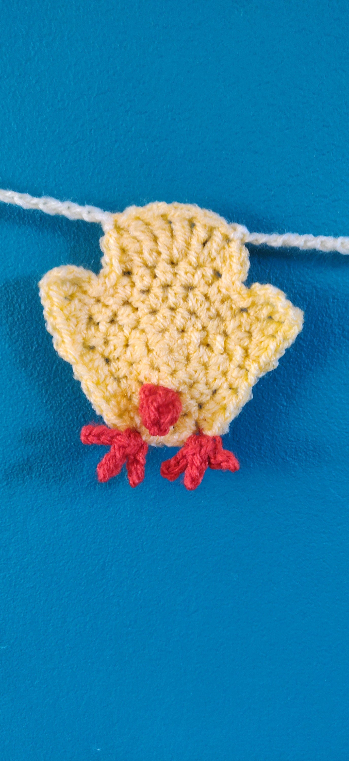 Spring Chick Bunting, Easter Garland Decoration, Yellow Chicken Decoration, Chicken Gift, Chick Crochet, Chick Plush, Yellow Easter Decor