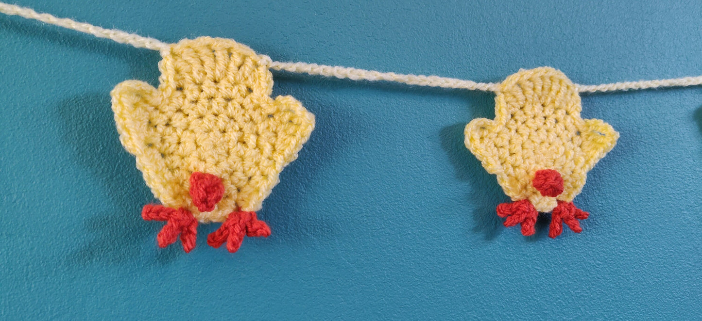 Spring Chick Bunting, Easter Garland Decoration, Yellow Chicken Decoration, Chicken Gift, Chick Crochet, Chick Plush, Yellow Easter Decor