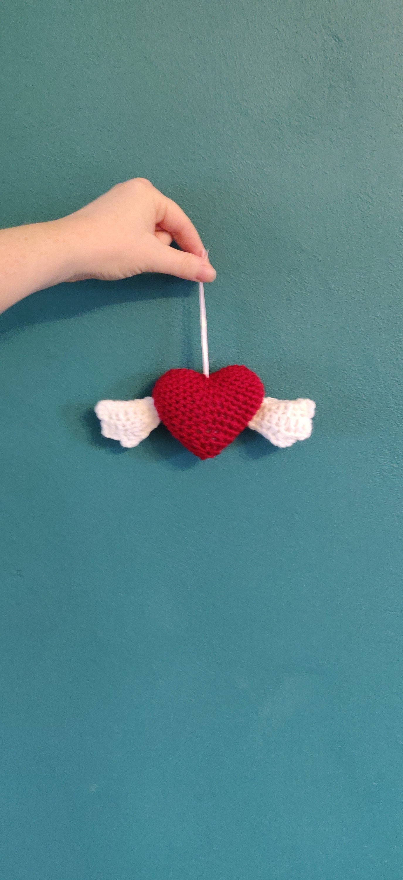 Crochet Heart With Wings Door Hanger, Ventines Day Gift, Valentine's Heart Decoration, Heart Wall Decor, Heart and Wings Memorial Gift