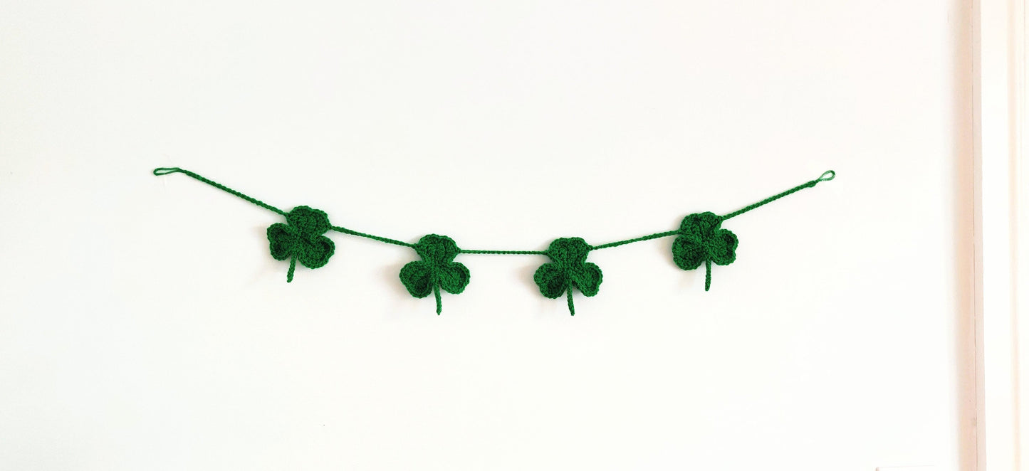 St. Partrick's Day Decoration, Shamrock Bunting, Shamrock Garland, Irish Shamrock Gift, Irish Gift, Paddy's Day Decoration, Leprechaun Decor