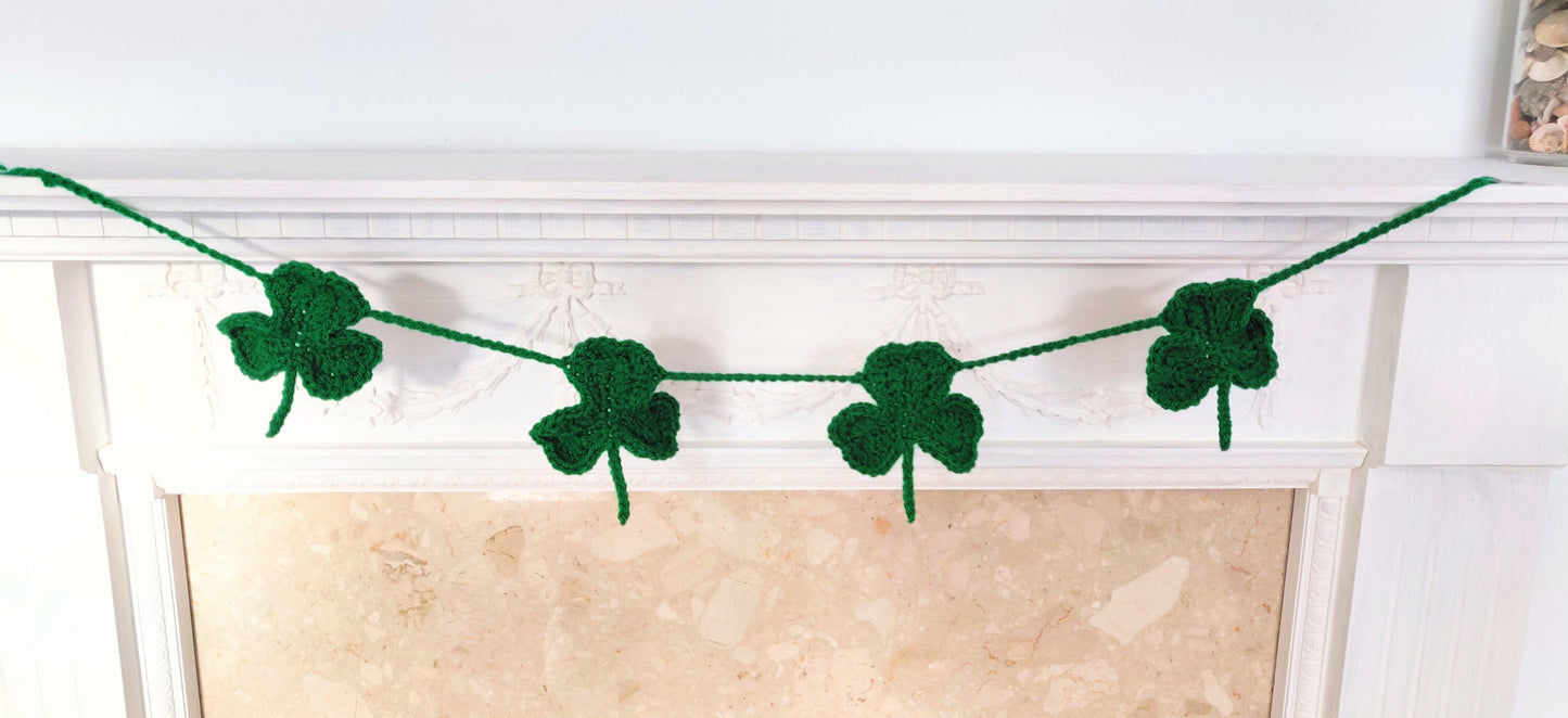 St. Partrick's Day Decoration, Shamrock Bunting, Shamrock Garland, Irish Shamrock Gift, Irish Gift, Paddy's Day Decoration, Leprechaun Decor