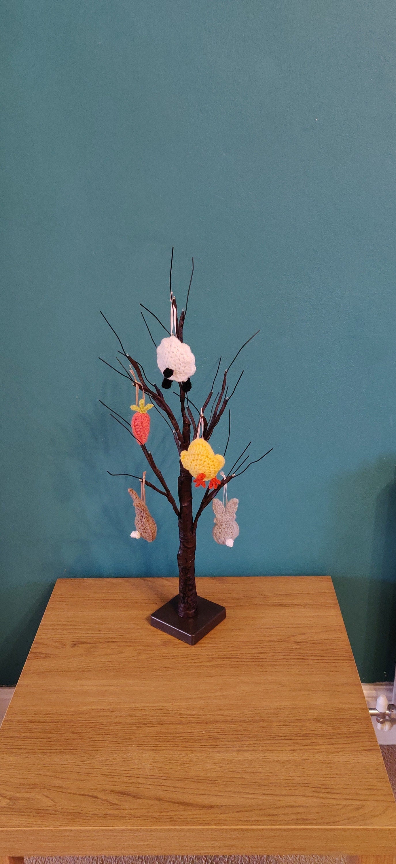 Set of Five Easter Tree Decorations, Easter Bunny, Easter Gift, Easter Chick Crochet, Spring Decor, Easter Tree Ornament, Easter Garland