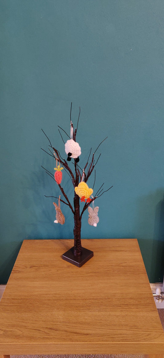 Set of Five Easter Tree Decorations, Easter Bunny, Easter Gift, Easter Chick Crochet, Spring Decor, Easter Tree Ornament, Easter Garland
