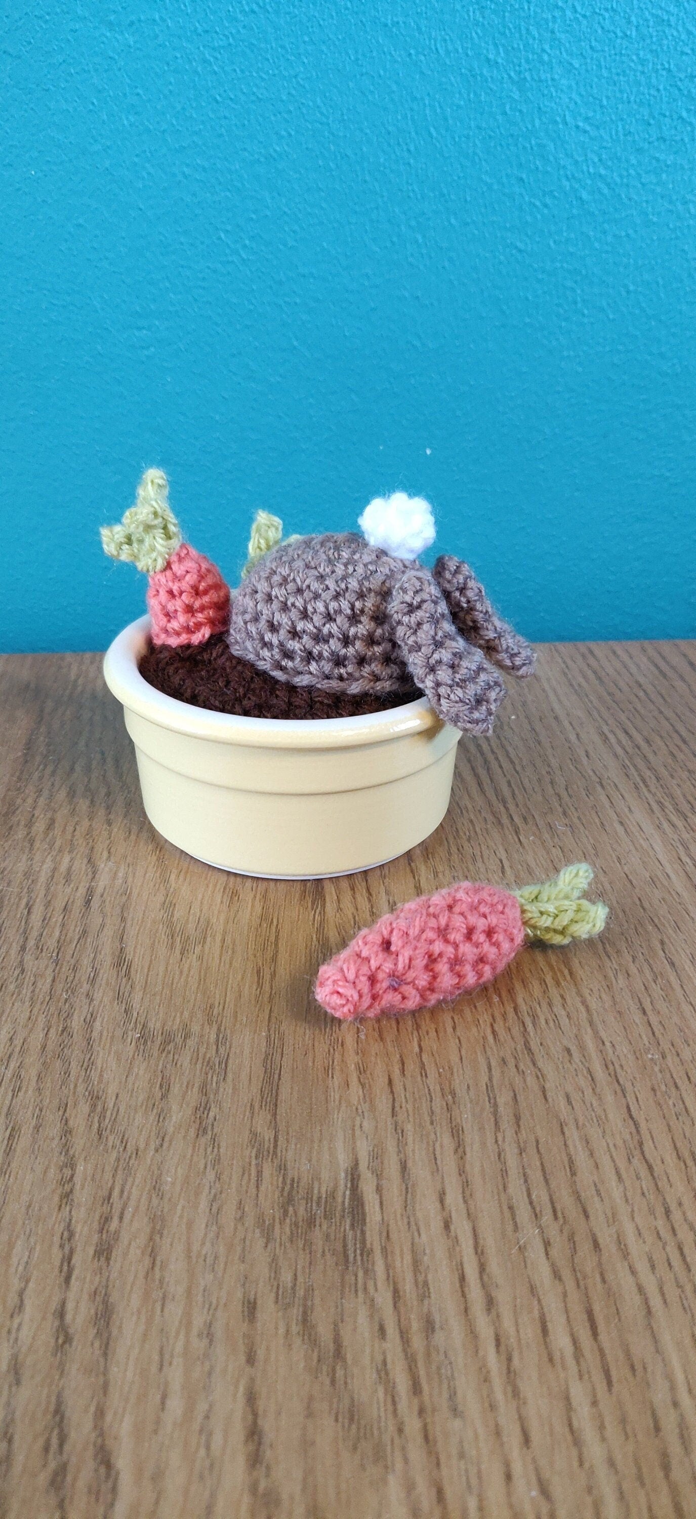 Easter Bunny in Plant Pot, Easter Decorations, Crochet Bunny, Easter Bunny with Carrot, Easter Gift, Spring Plant, Easter Bunny Ornament