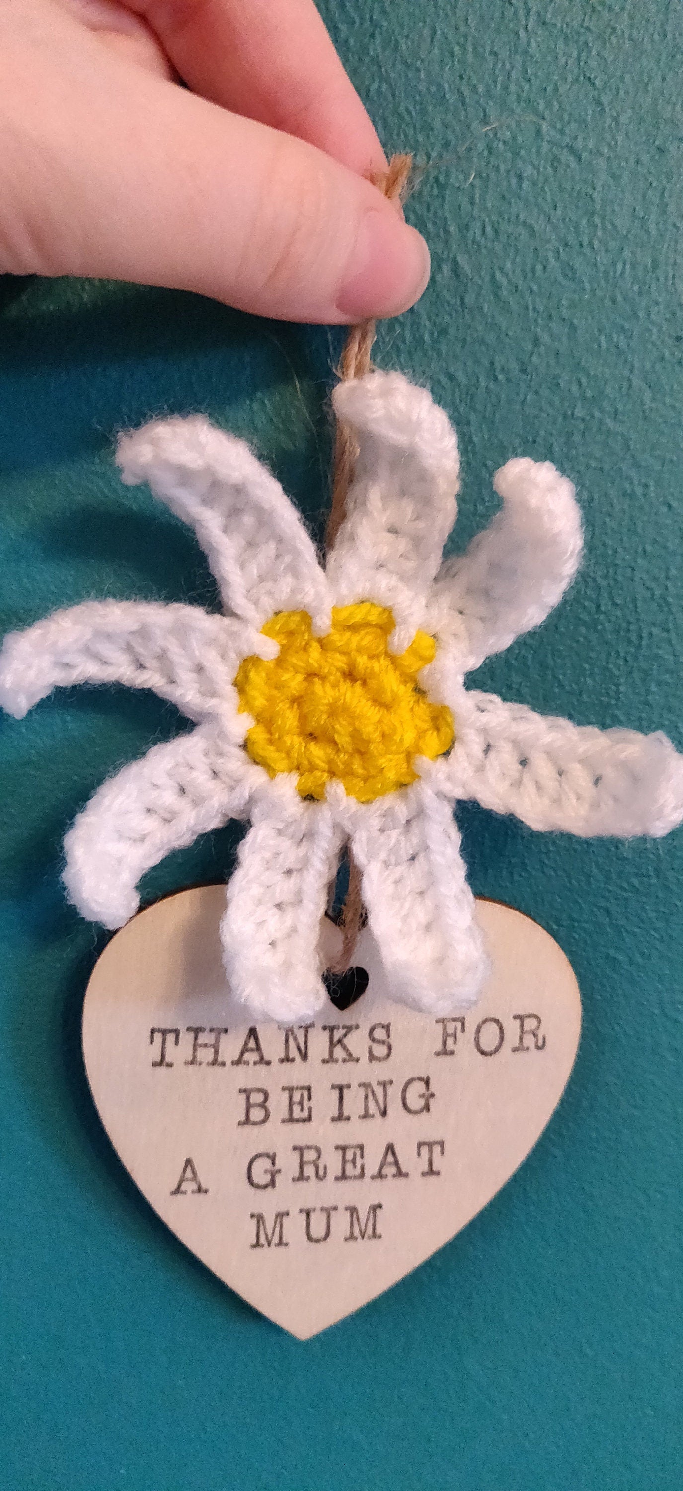 Happy Mother's Day Gift, Mother's Day Flowers, Thanks for Being a Great Mum Wooden Sign, Crochet Daisy Gift, Wooden Heart Gift Plaque