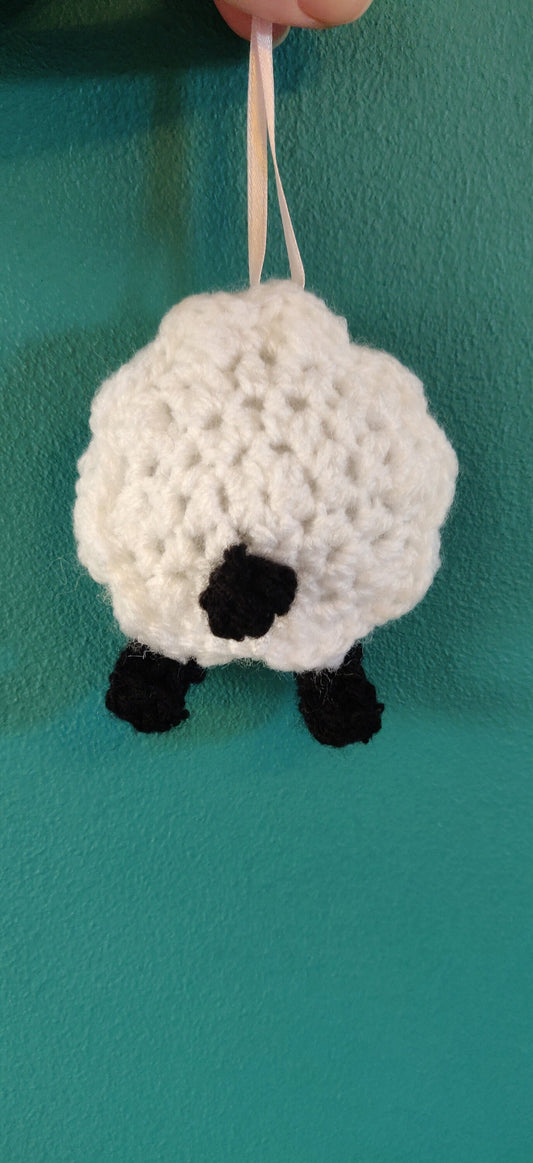 Crochet Lamb Hanging Decoration, Spring Lamb Gift, Easter Decoration, Easter Gift, Door Hanger, Easter Tree Ornament, Farm Animal Decor