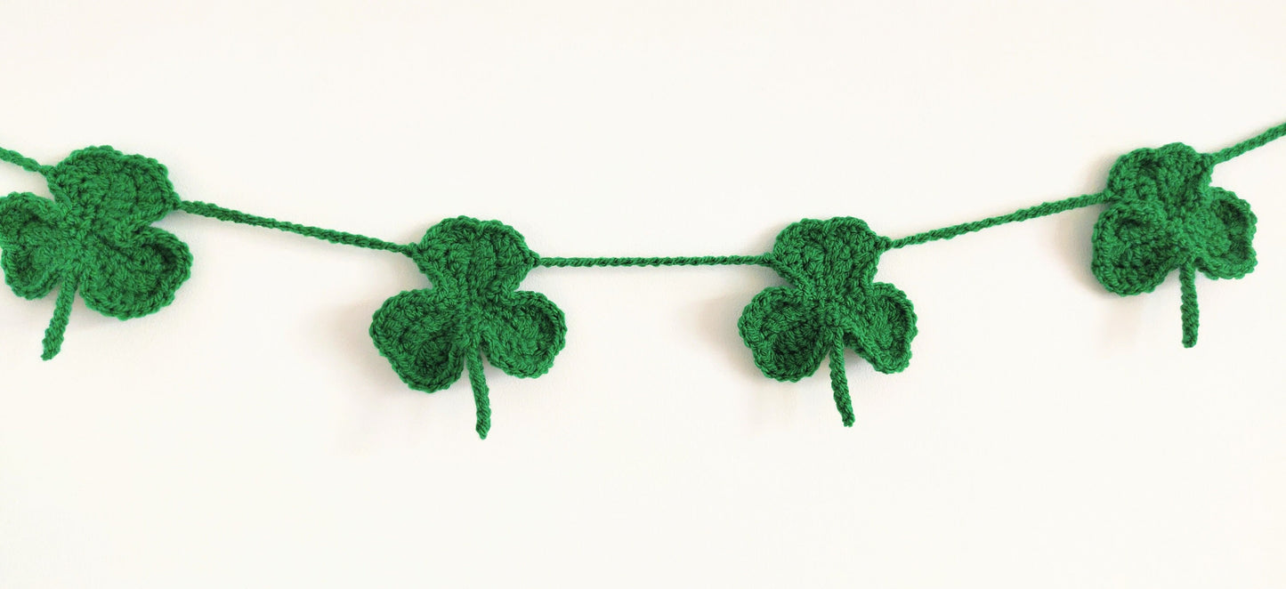 St. Partrick's Day Decoration, Shamrock Bunting, Shamrock Garland, Irish Shamrock Gift, Irish Gift, Paddy's Day Decoration, Leprechaun Decor