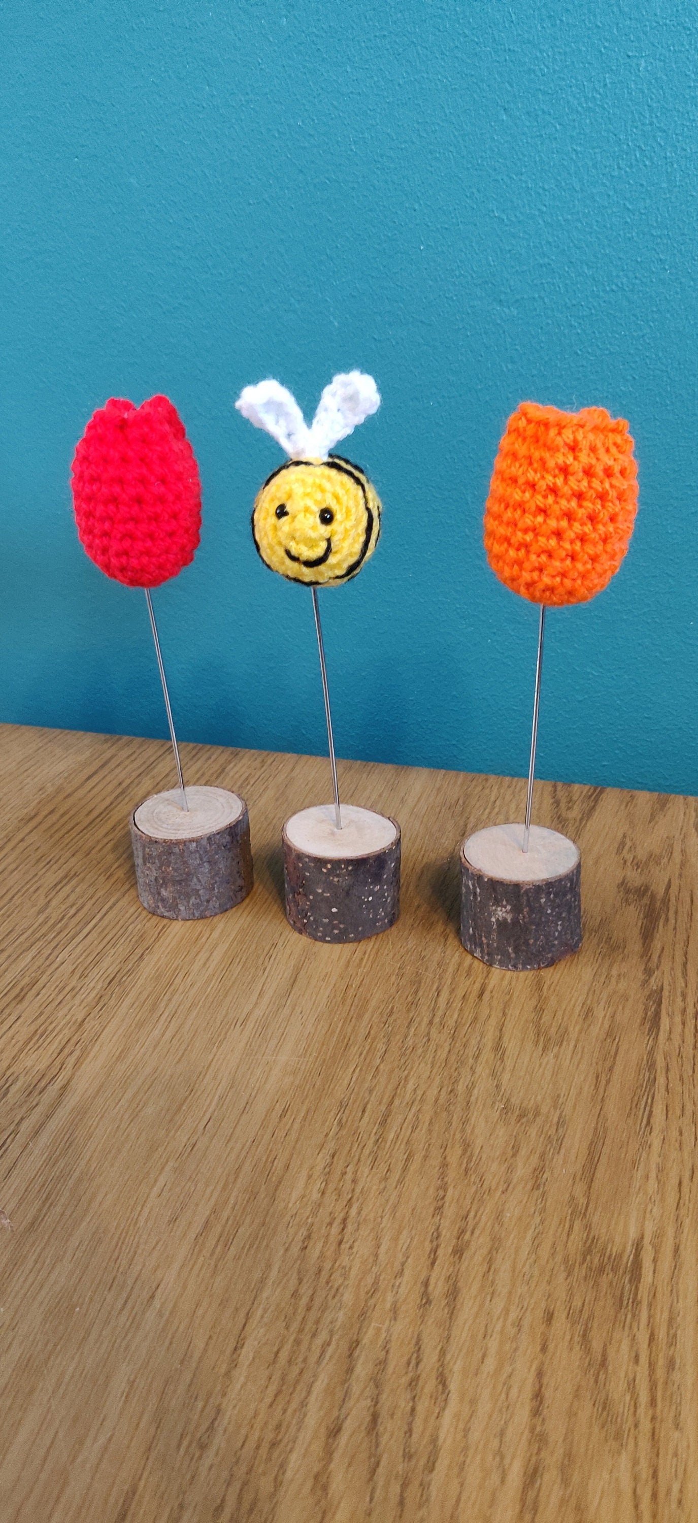 Crochet Tulip and Bee Decoration, Set of Three, Red Tulip, Orange Tulip, Crochet Bee, Spring Flowers, Spring Ornament, Floral Decoration