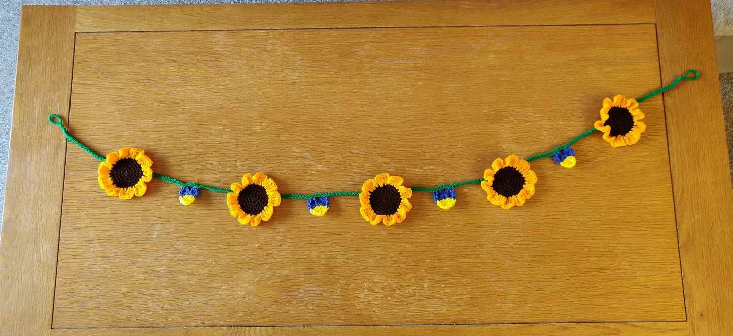 Ukraine Sunflower Garland, Crochet Sunflower Bunting, Flower Bunting, Ukraine Flag, Ukraine Flower Garland, Support Ukraine Charity Bunting