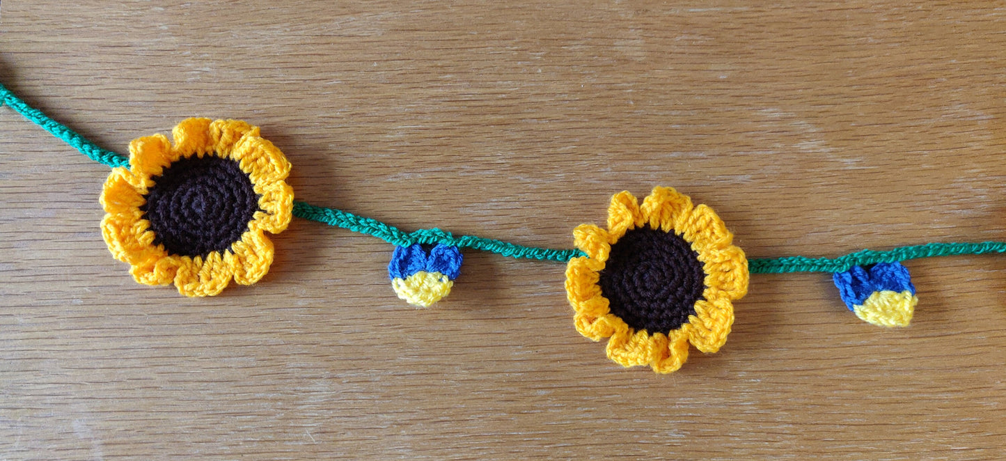 Ukraine Sunflower Garland, Crochet Sunflower Bunting, Flower Bunting, Ukraine Flag, Ukraine Flower Garland, Support Ukraine Charity Bunting