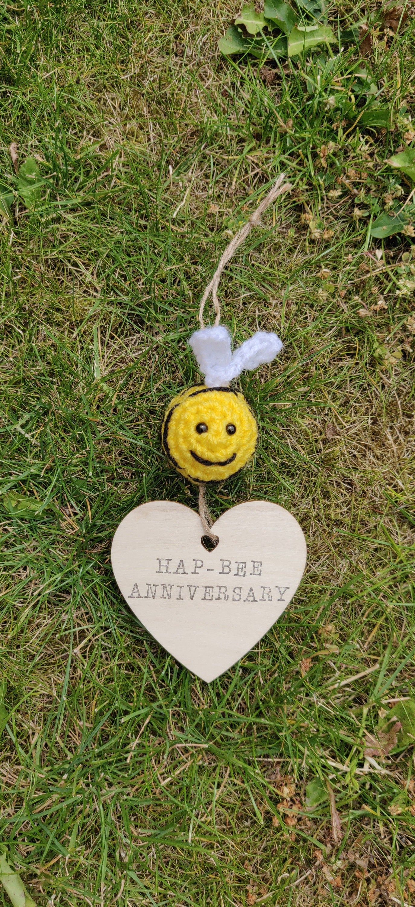 Retirement Bee Gift: Hap-bee Wooden Hanging Sign Keepsake
