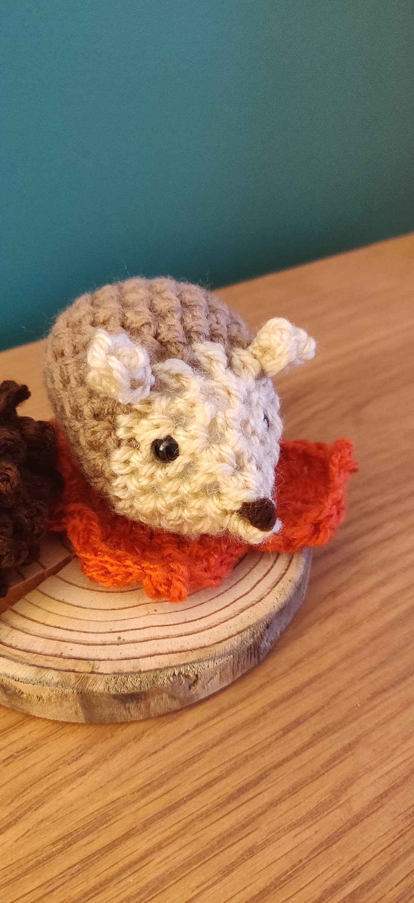 Crochet Autumn Hedgehog Ornament, Rustic Wooden Slice, Fall Decor