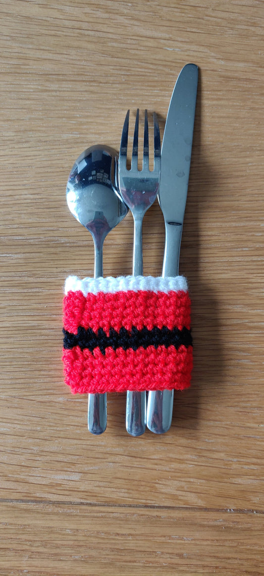 Crocheted Santa Cutlery Holders: Christmas Table Napkin Rings (Pair)