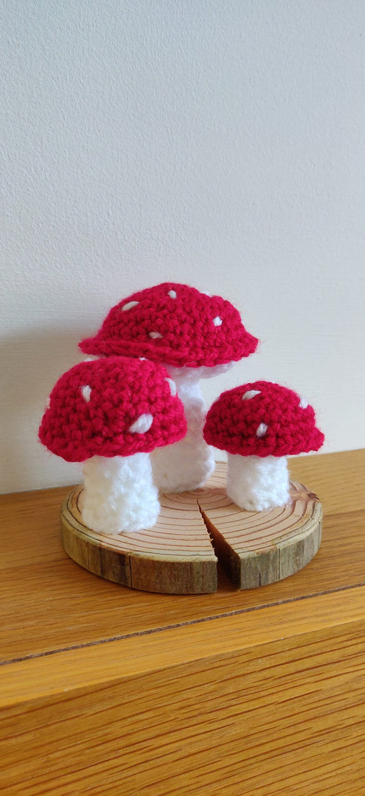 Toadstool Ornament, Red and White Toadstool Gift, Mushroom Decor, Autumn Decoration, Fall Decor, Table Centerpiece, Mushroom Ornament