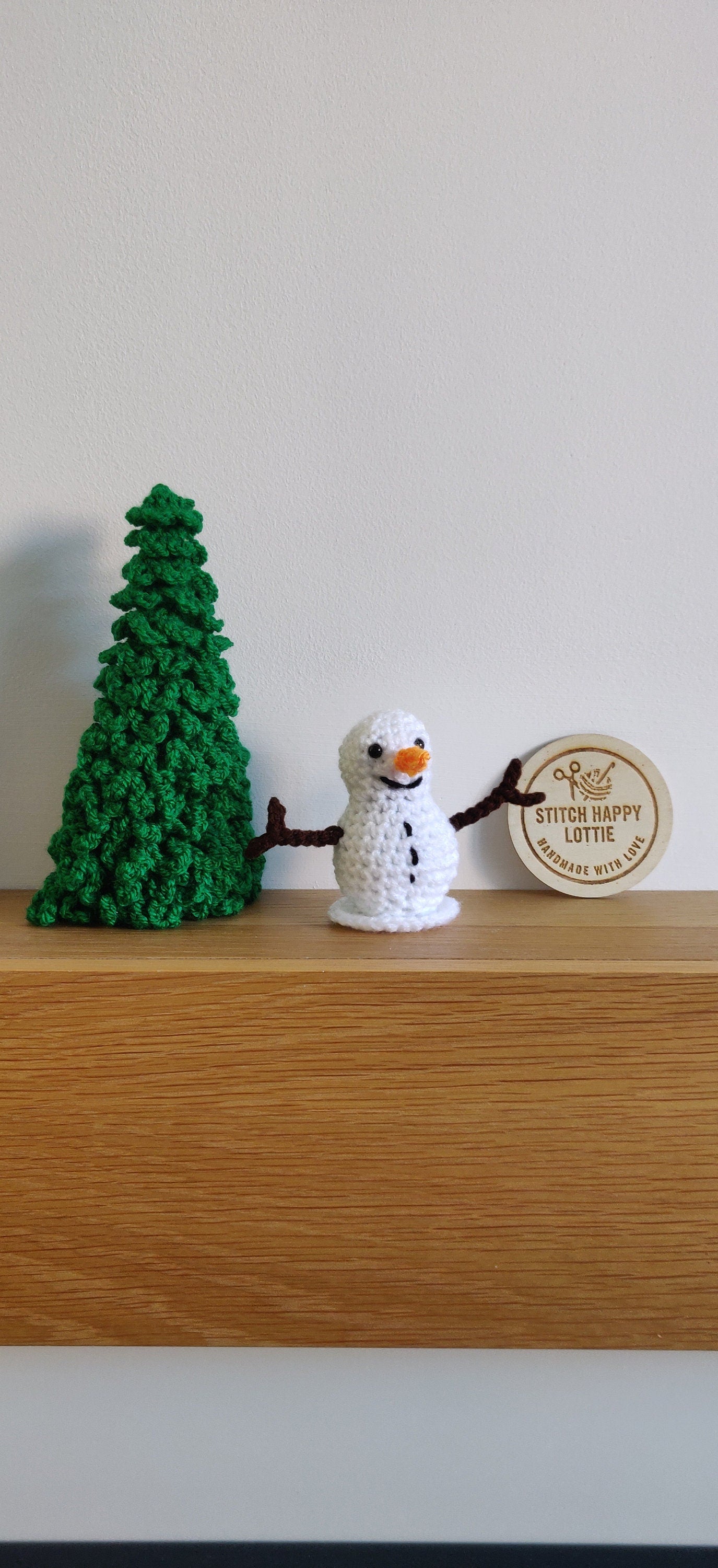 Crochet Snowman Figure: Christmas Plush Decoration