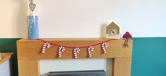 Candy Cane Bunting, Christmas Garland, Red and White Christmas Decoration, Candy Cane Gift, Candy Cane Lane, Christmas Garland