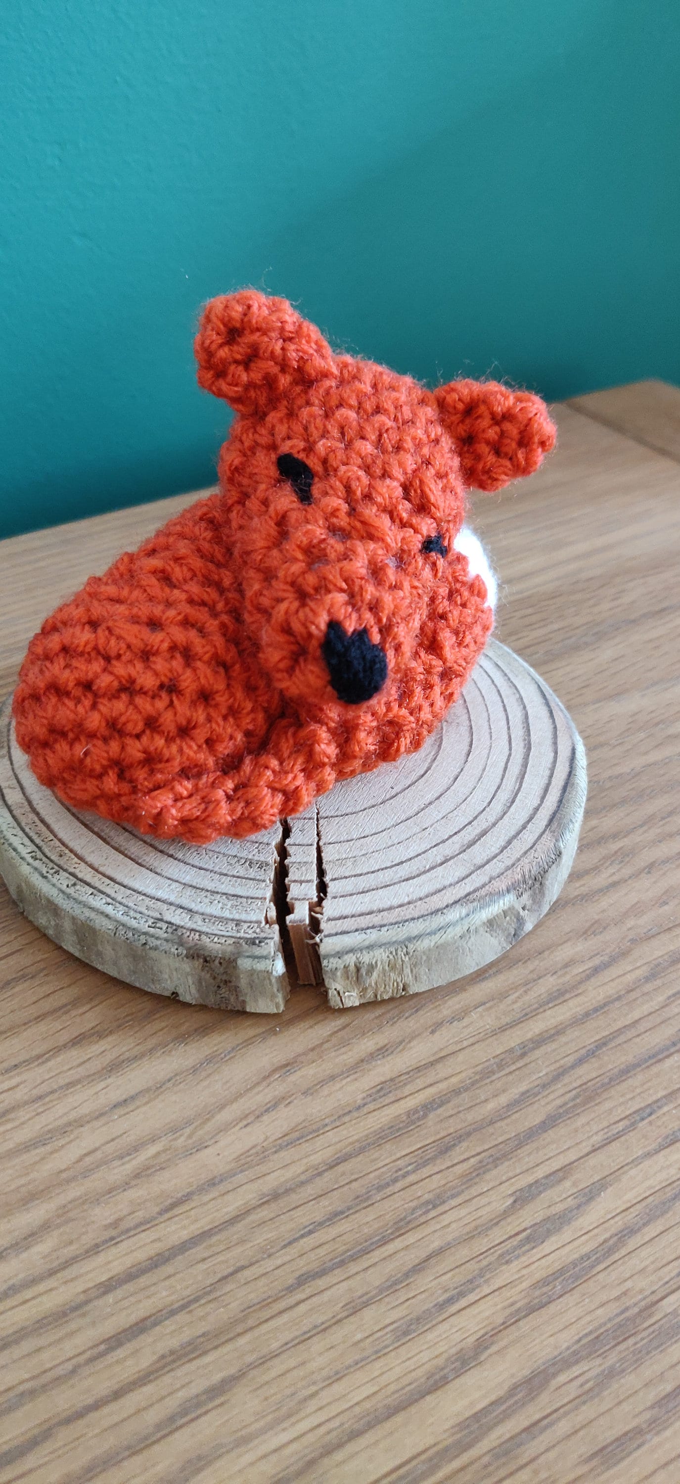 Sleeping Fox Ornament, Fox Figure, Autumn Decoration, Red Fox Autumn Centerpiece, Fall Decor, Crochet Fox Gift, Woodland Fox Print