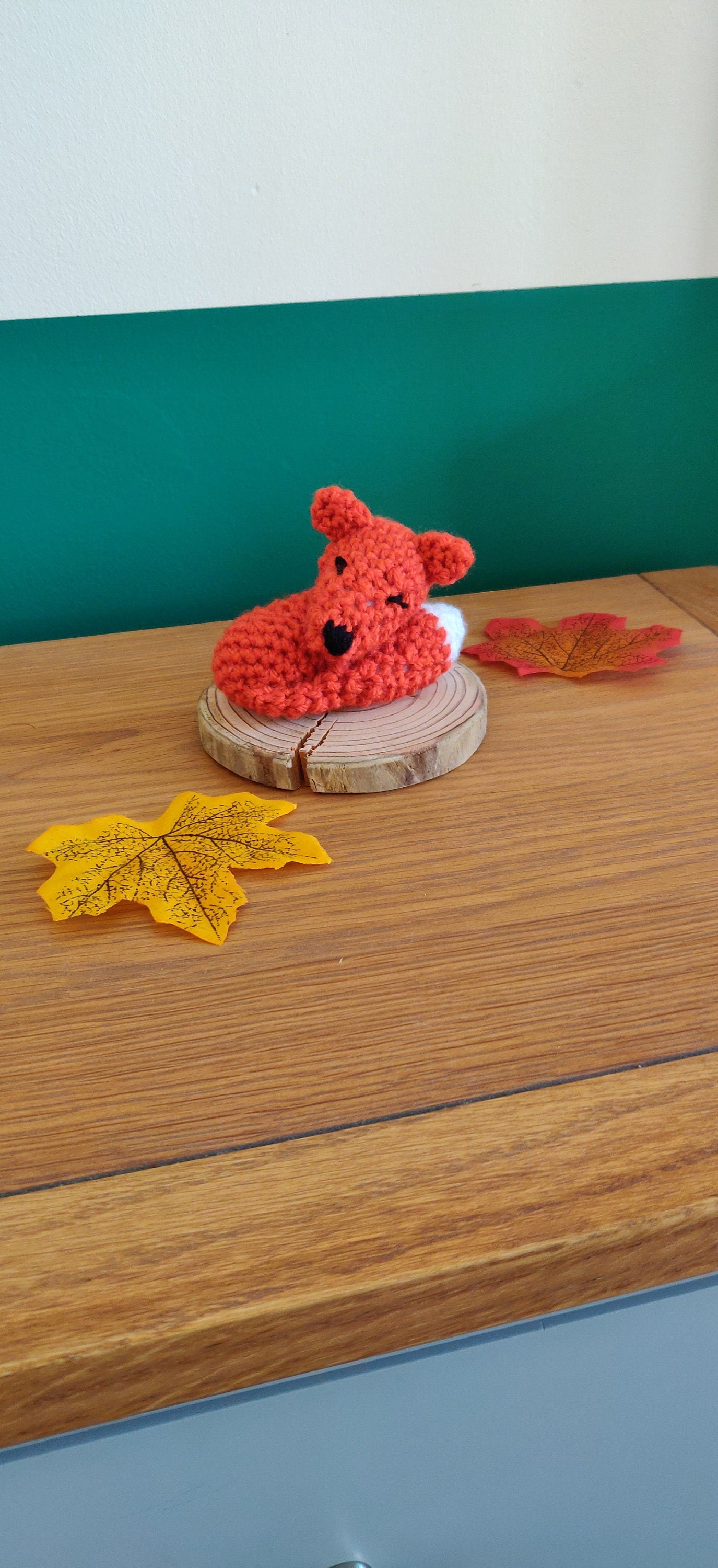 Sleeping Fox Ornament, Fox Figure, Autumn Decoration, Red Fox Autumn Centerpiece, Fall Decor, Crochet Fox Gift, Woodland Fox Print