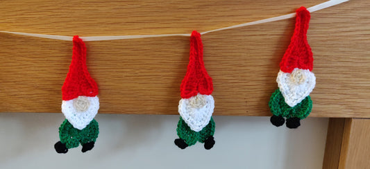 Christmas Gnome Bunting, Gonk Garland, Red, White and Green Christmas Decoration, Elf Banner, Gonk Home Decor, Christmas Party