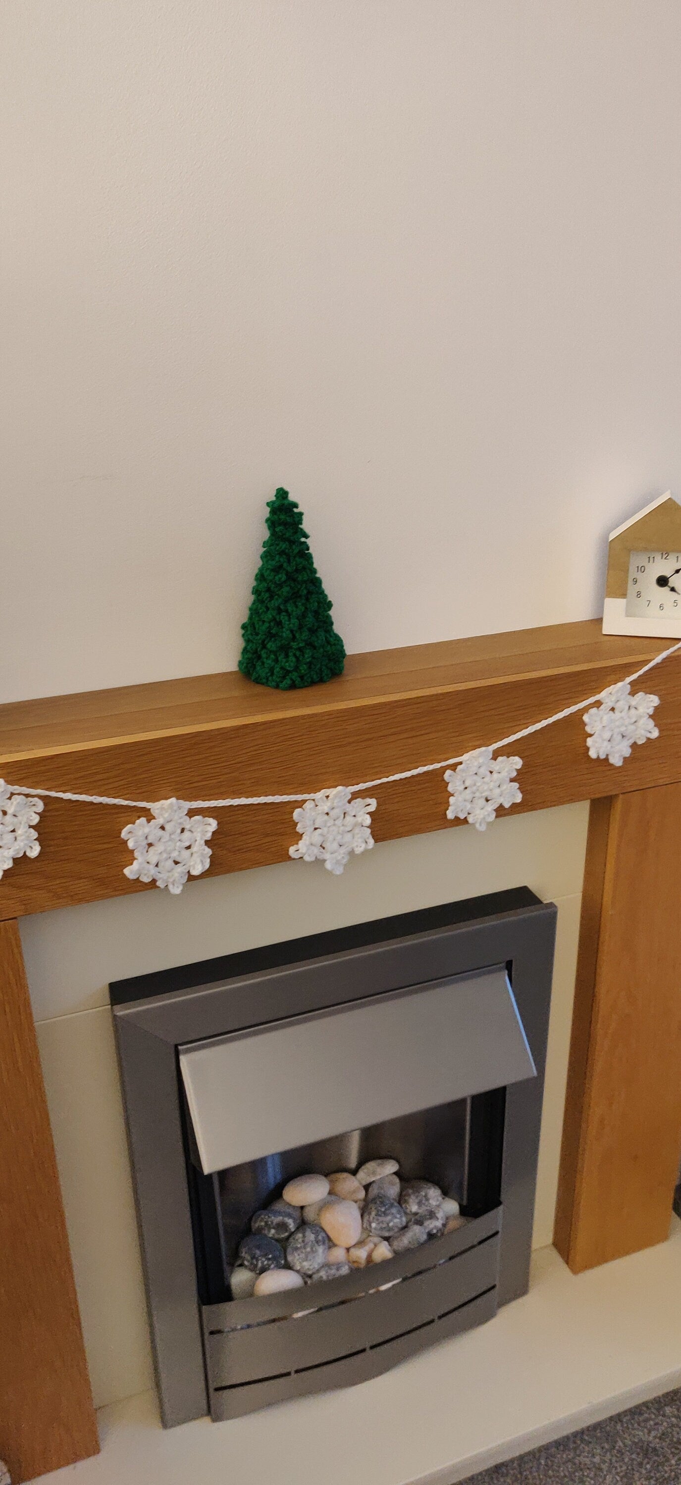Christmas Snowflake Garland, Crochet White Star Bunting, Christmas Decoration, White Christmas Decor, Snowflake Ornament, Winter Star Banner