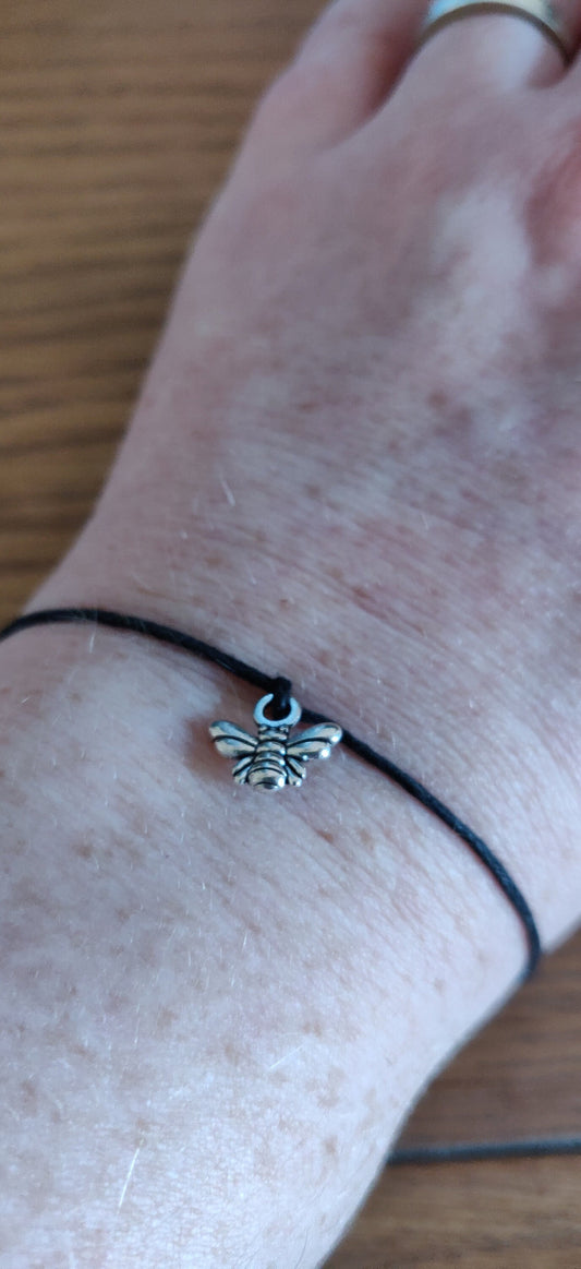 Hap-Bee Mother's Day, Mother's Day Bee Charm Bracelet, Gift For Mum, Jewellery Bracelet For Mum, Happy Mother's Day Card and Gift.