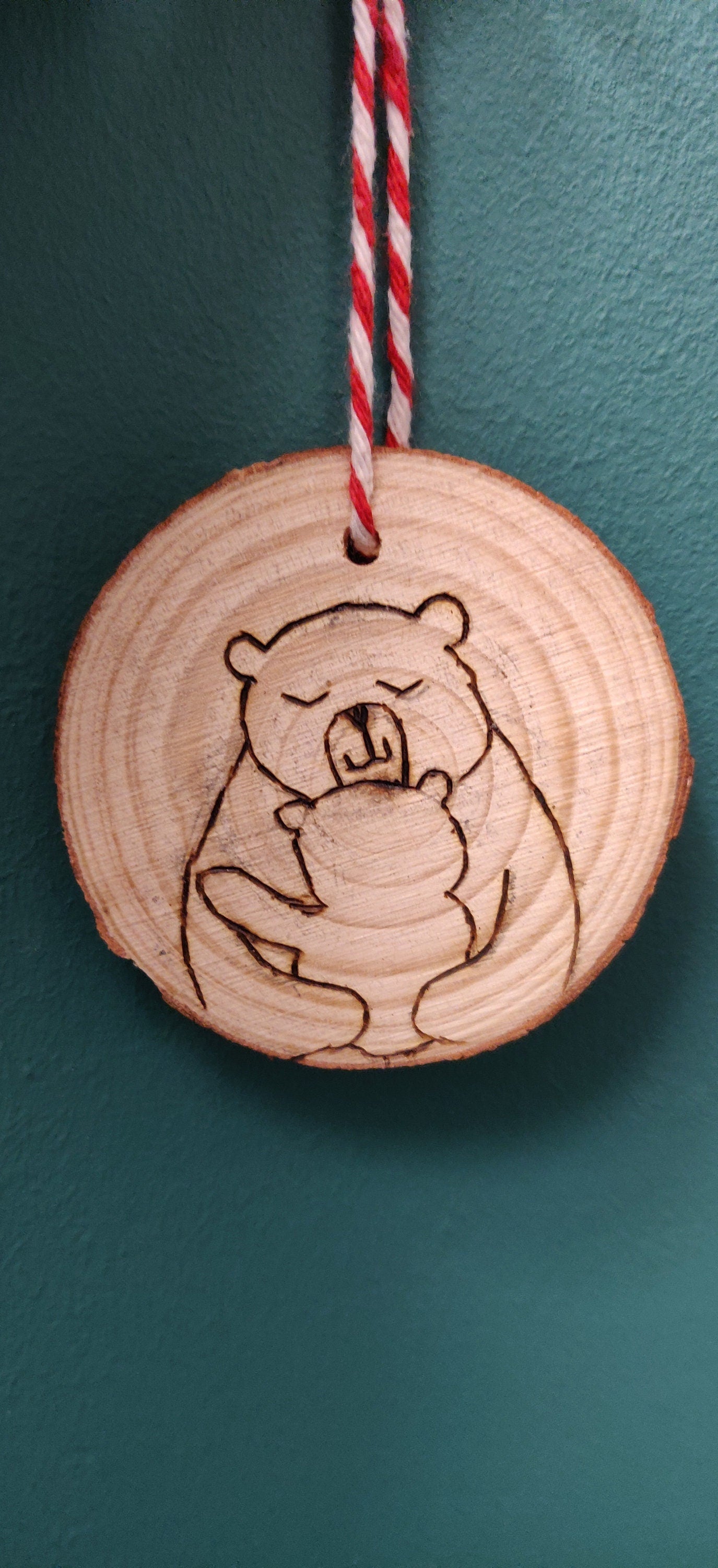 Mummy and Baby Bear Hug Gift, Daddy, Pappa Bear Present, Mother's Day, Father's Day Gift, Pyrography Art, Mummy to be, Mum Birthday Gift