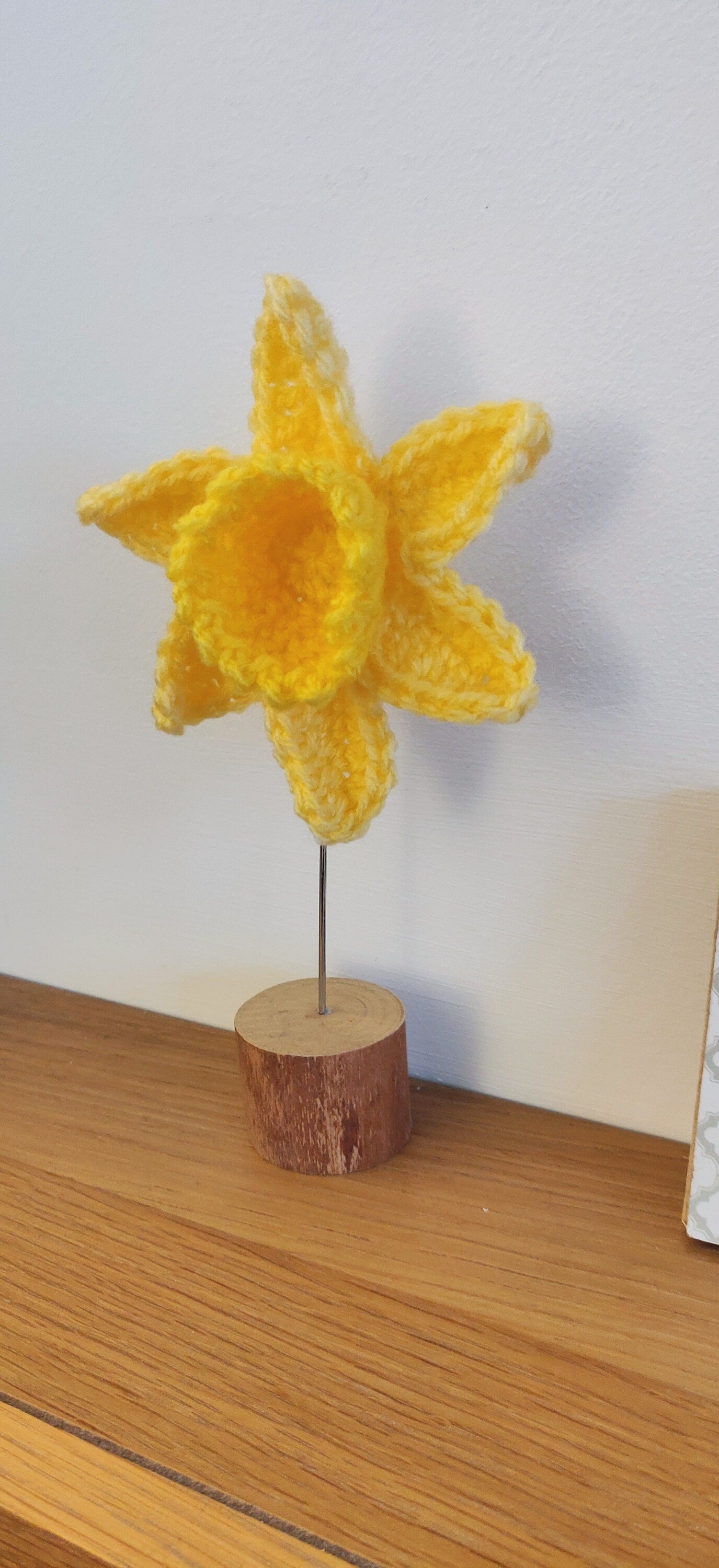 Daffodil Home Decor, Yellow Flower Ornament, Spring Daffodil, Artificial Crochet Flowers, Daffodil Art, Mothers Day Flowers, Birthday Gift