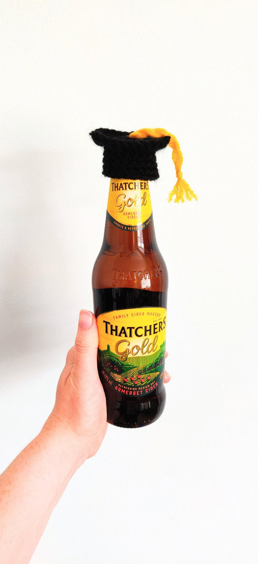 Crochet Graduation Cap Bottle Topper, Mortarboard Gift