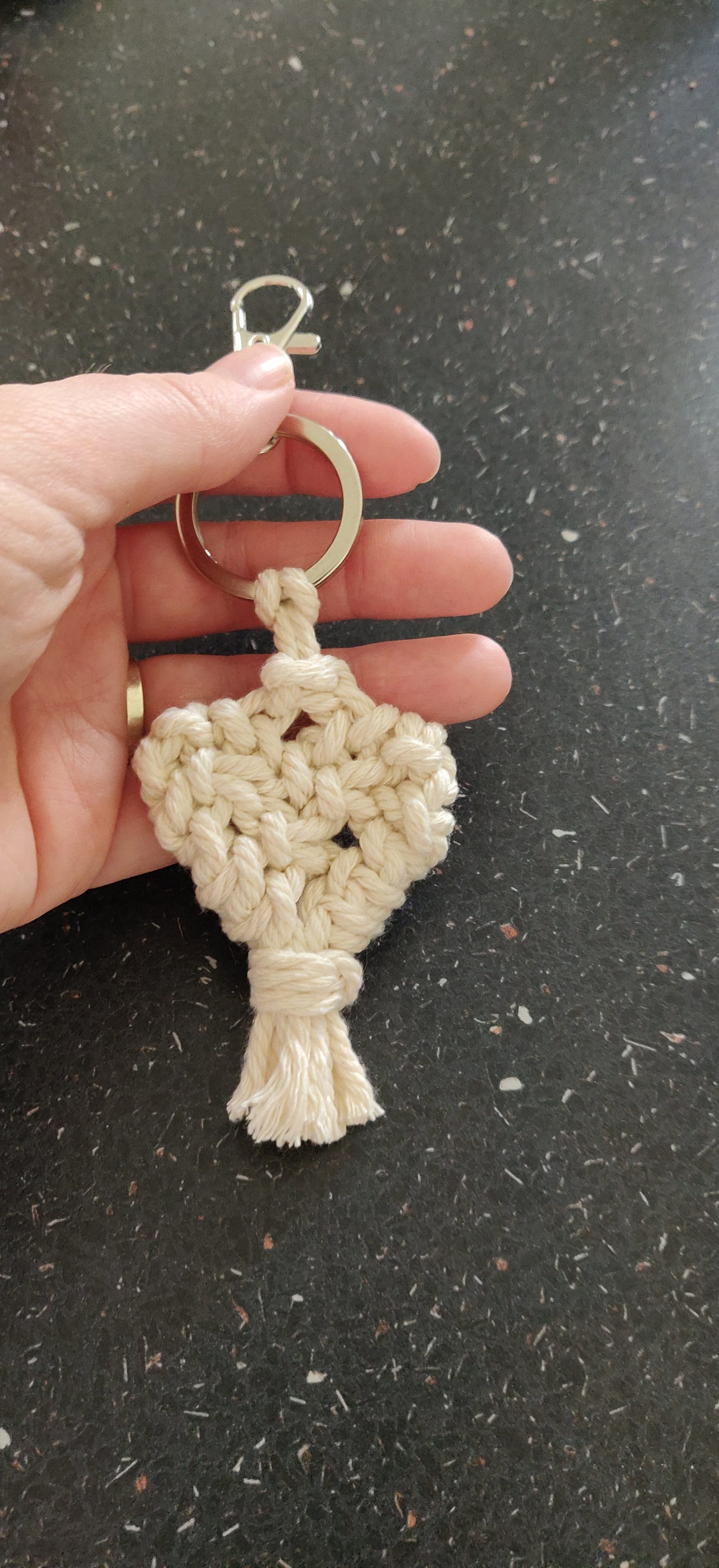 Cream Heart Macrame Keyring, Beaded Keychain, Bag Accessories, Birthday Gift for her, Car Key, Boho Keyring, Handmade Valentine Gift