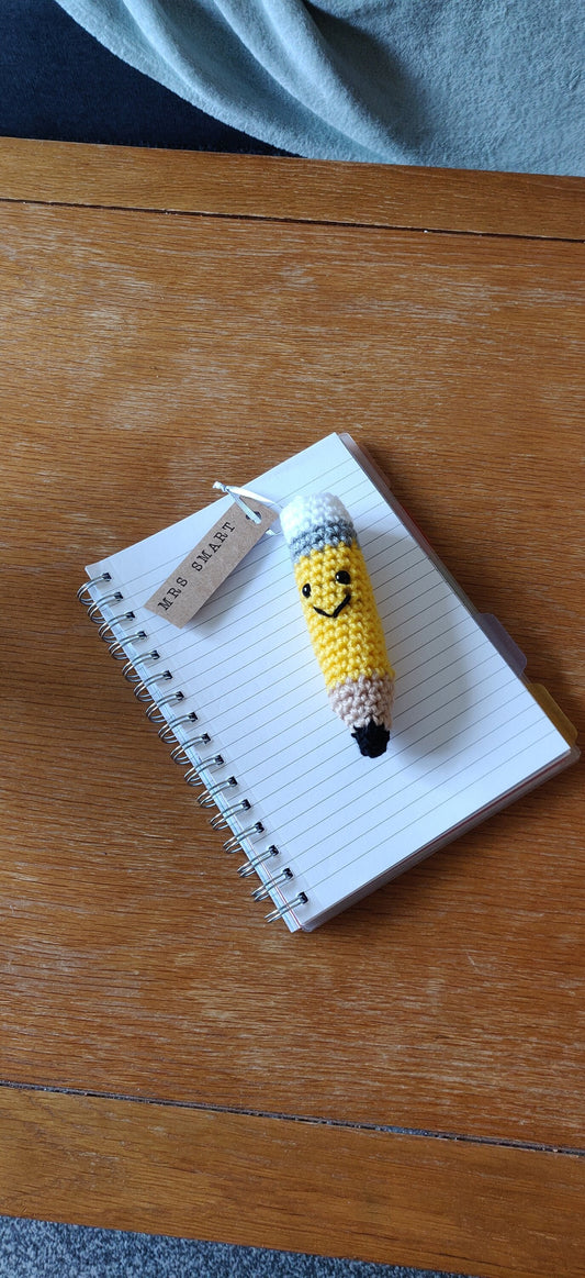 Crochet Pencil Teacher Gift, Writing Gift, Yellow Pencil with Personalized Gift tag, End of Term Gift, Tutor, First day of School Gift