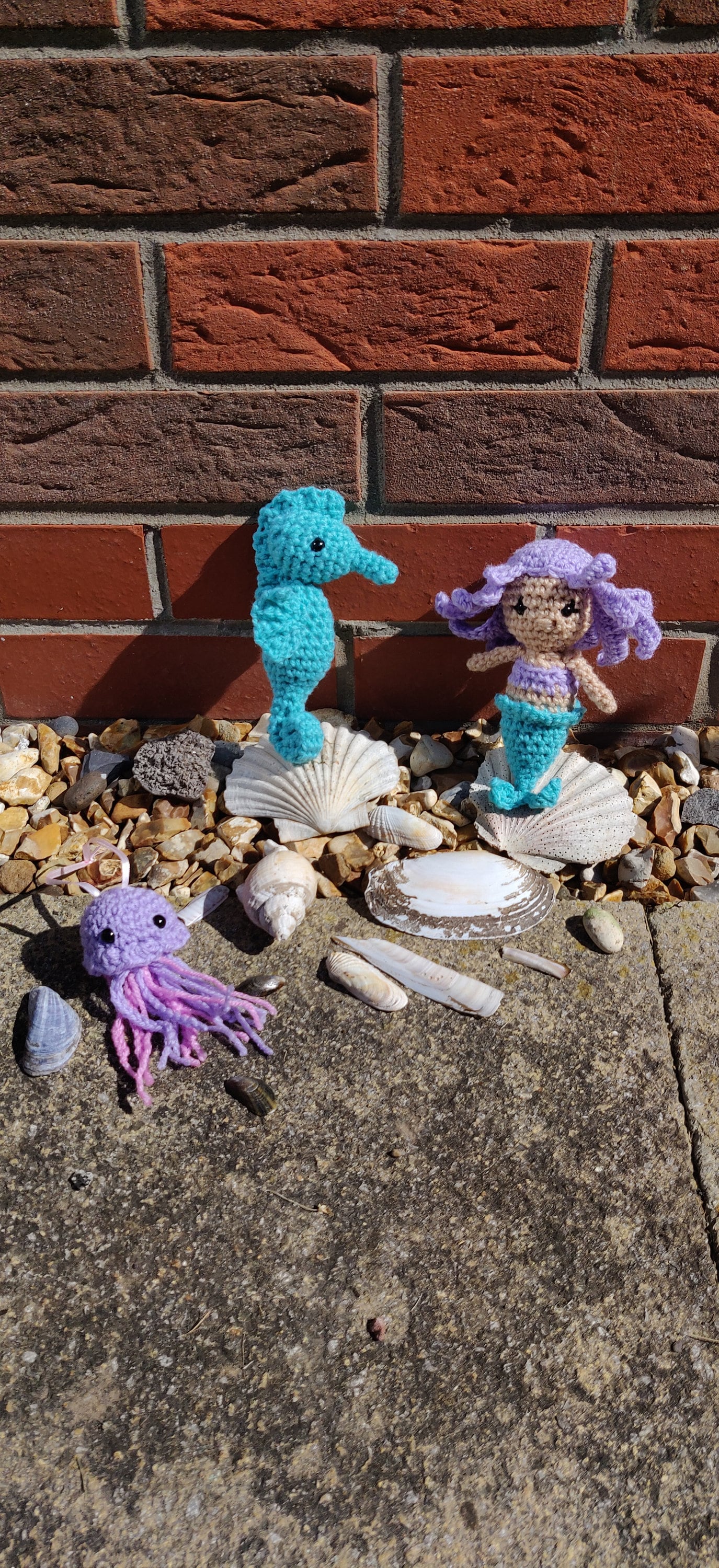 Purple Jellyfish Wall Hanging: Ocean Theme Car Decor