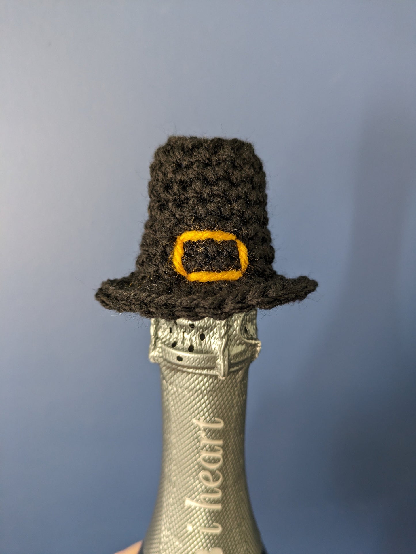 Thanksgiving Pilgrim Mini Hat, Bottle Cost Decor, Harvest, Fall, Autumn Decoration, Table Setting, Crochet Hat for Animals, Black Hat