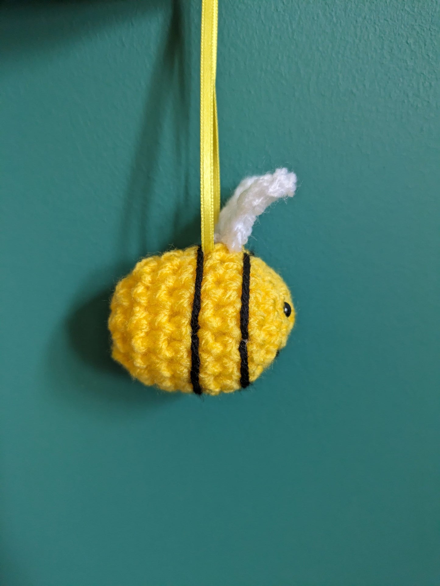 Crochet Bumblebee Ornament: Bee Happy Gift, Door/Wall Hanging