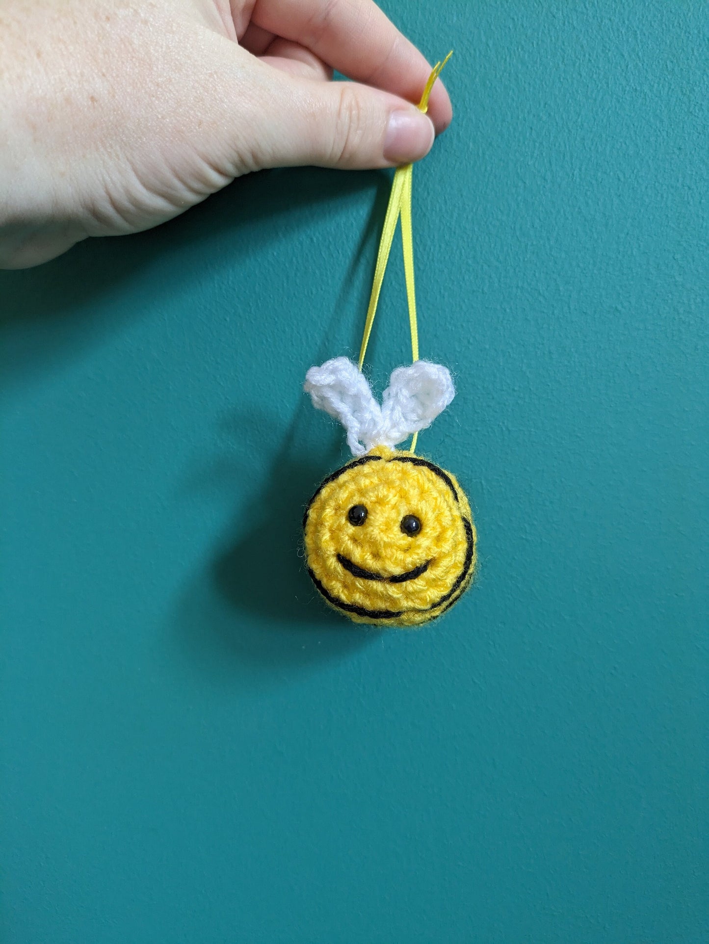 Crochet Bumblebee Ornament: Bee Happy Gift, Door/Wall Hanging