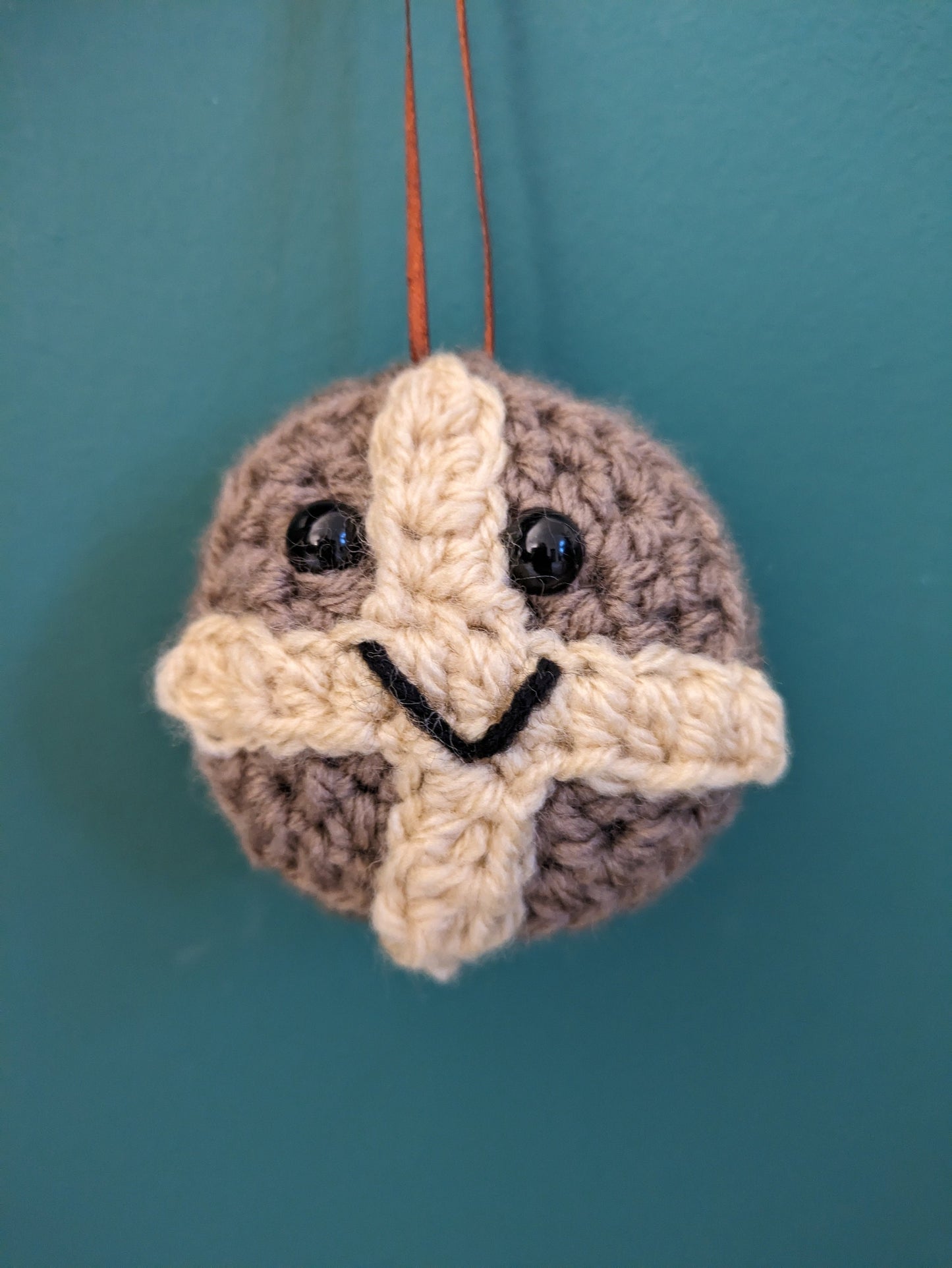 Hot Cross Buns, Easter Hanging Decoration, Spring Decor, Easter Gift, Crochet Food, Easter Tree Ornament, Door Hanger, Unique Fun Gift