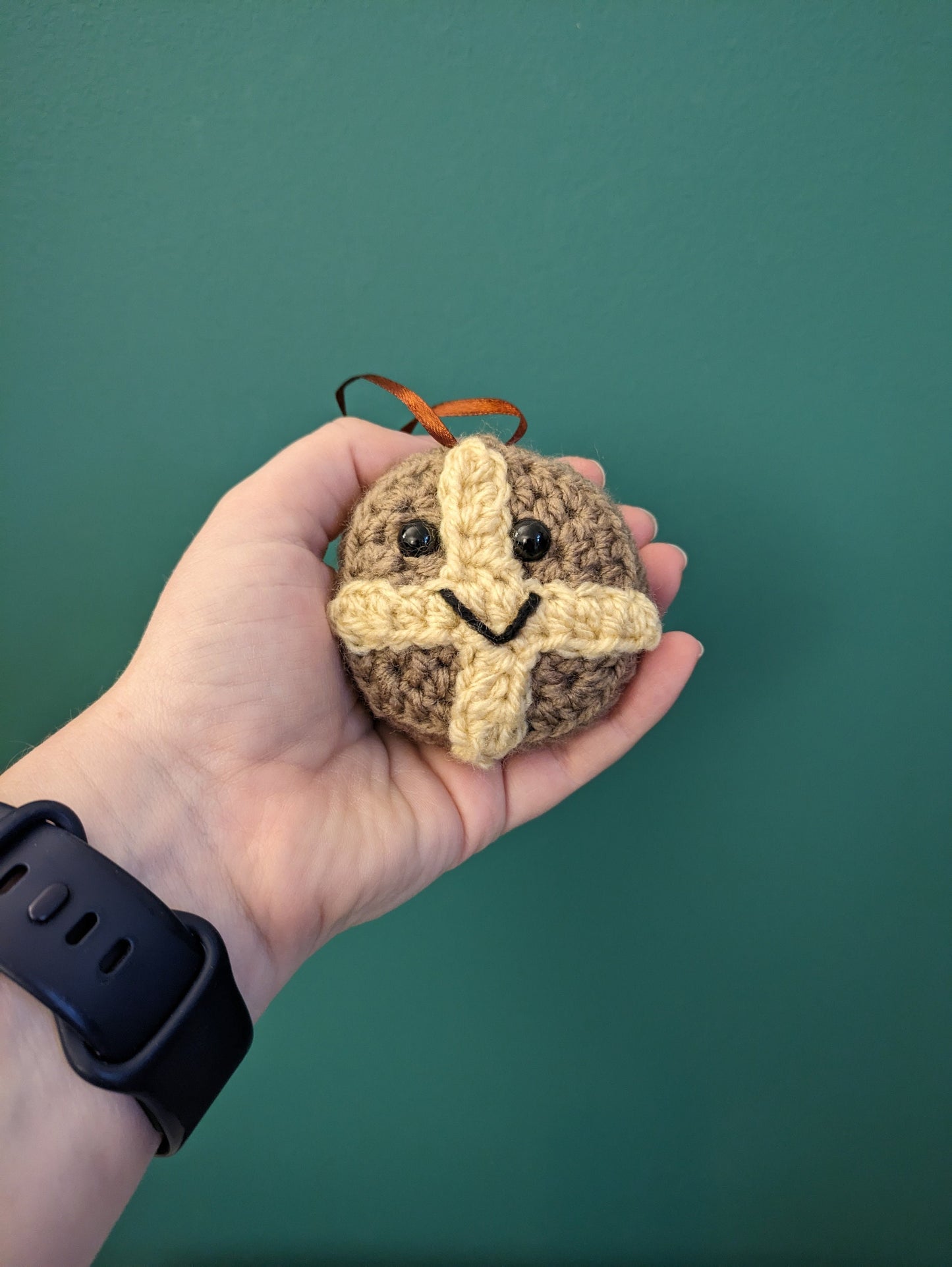 Hot Cross Buns, Easter Hanging Decoration, Spring Decor, Easter Gift, Crochet Food, Easter Tree Ornament, Door Hanger, Unique Fun Gift