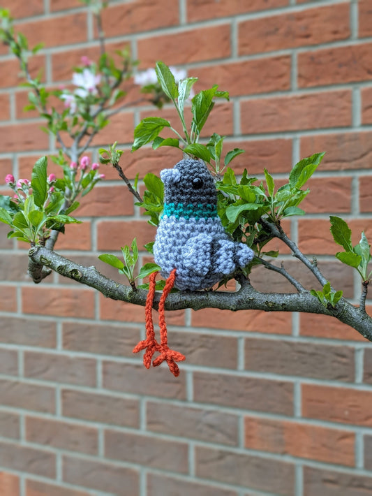 Crochet Pigeon Shelf Sitter: Summer Caravan Decor