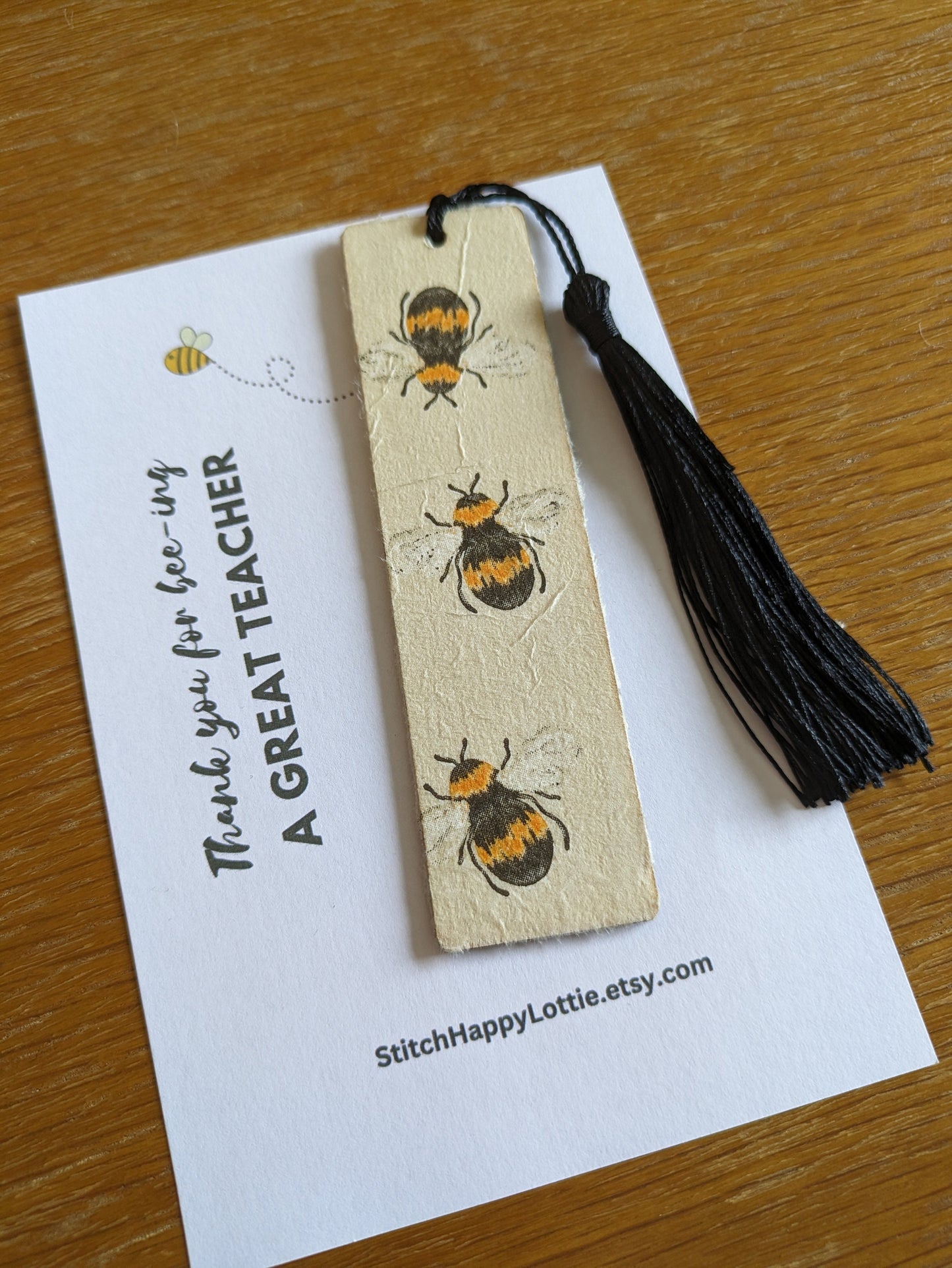 Teacher Bookmark Gift, Thank you for Bee-ing a Great Teacher, Teacher Appreciation, Woden Bee Bookmark with Tassel, Unique Fun Present