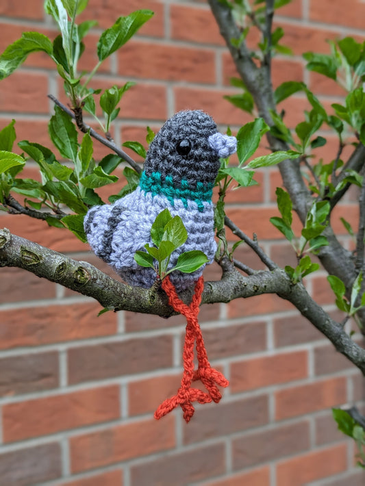 Crochet Pigeon Shelf Sitter: Summer Caravan Decor