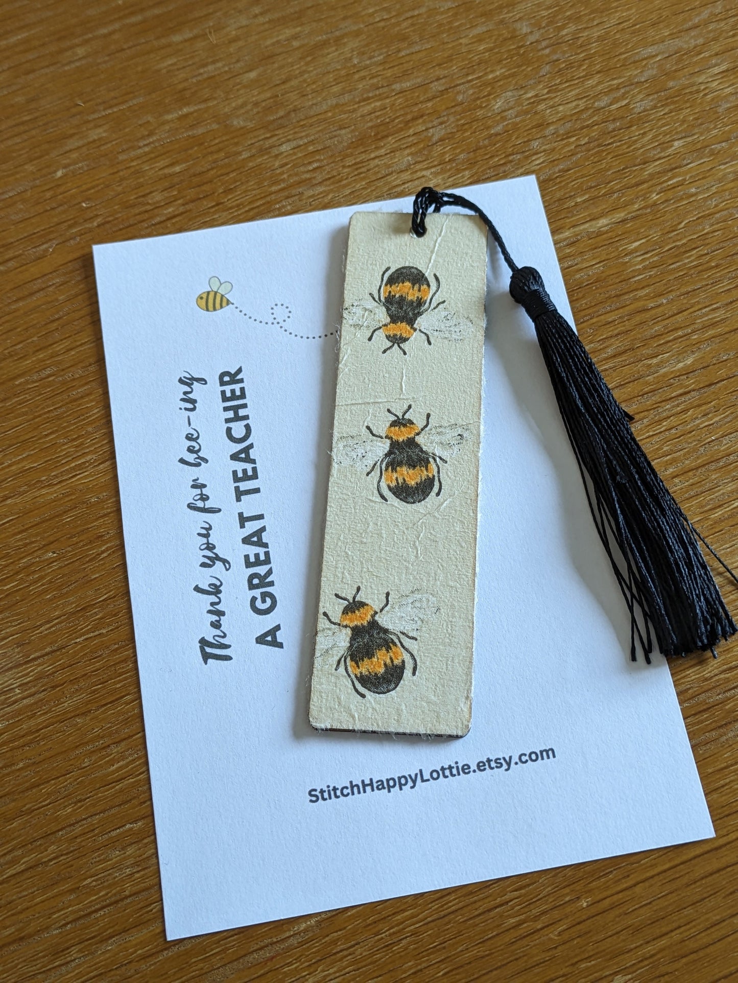 Teacher Bookmark Gift, Thank you for Bee-ing a Great Teacher, Teacher Appreciation, Woden Bee Bookmark with Tassel, Unique Fun Present