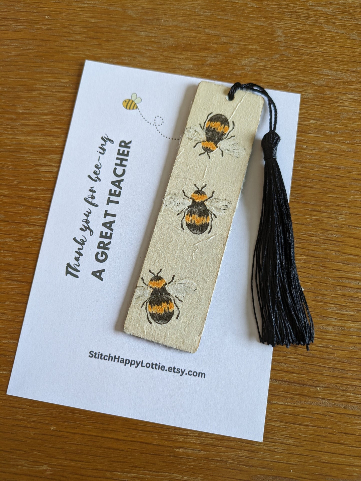 Teacher Bookmark Gift, Thank you for Bee-ing a Great Teacher, Teacher Appreciation, Woden Bee Bookmark with Tassel, Unique Fun Present