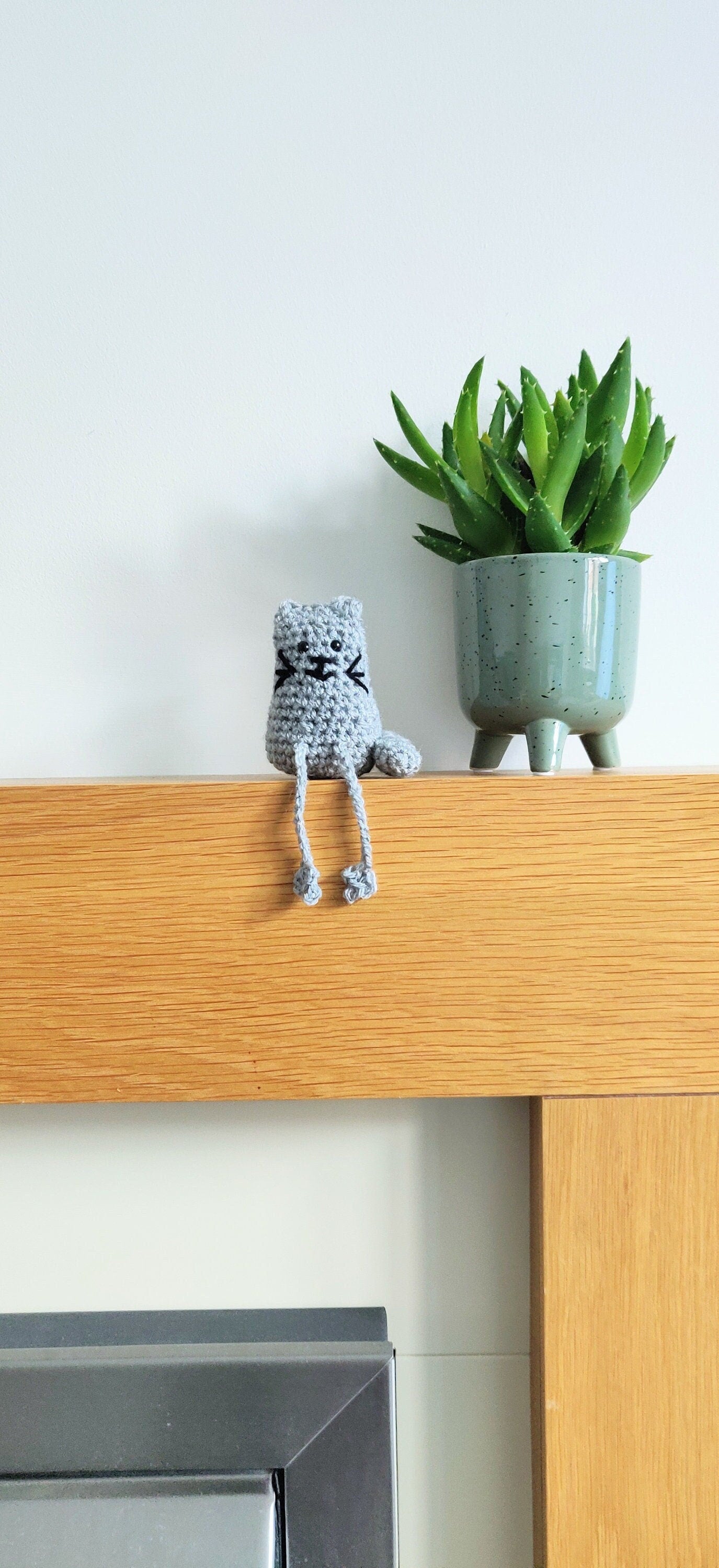 Crochet Cat Ornament, Shelf Sitter, Animal Figurine, Pet Memorial, Personalised Pet Cat Portrait, Grey, Ginger, White, Black Cat, Shelf Bud