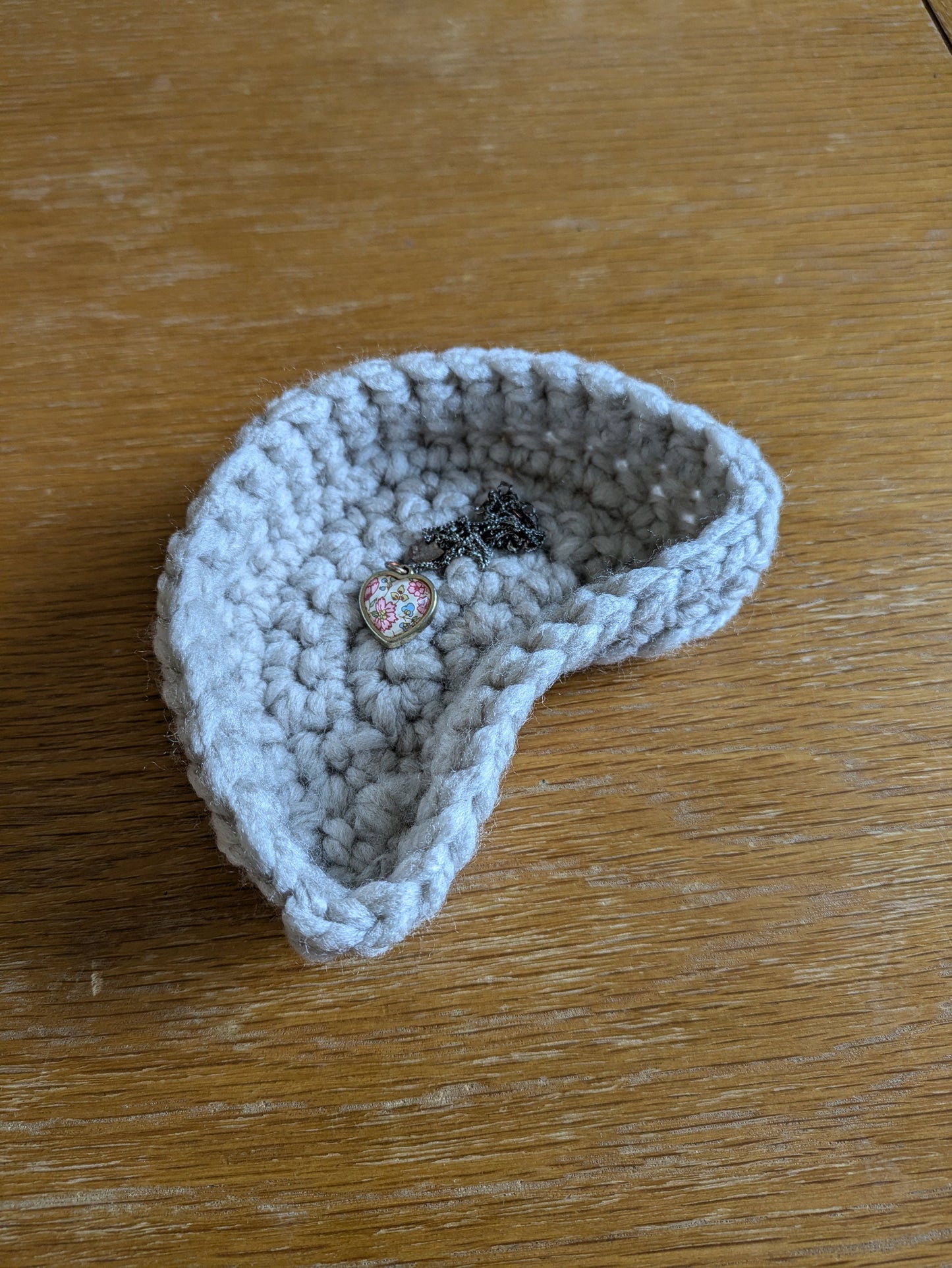 Moon Trinket Dish, Jewellery Tray, Grey Moon Phases, Crescent Moon, Crochet Ring Dish, Spiritual Gift, Star Sign Birthday Present