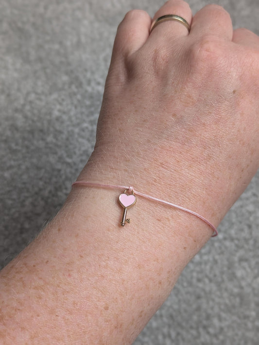 New Home Key Charm Bracelet, Pink Housewarming Gift for Her, New House, New Beginning, Divorce Gift, Moving Home Gift, Leaving Home Bracelet